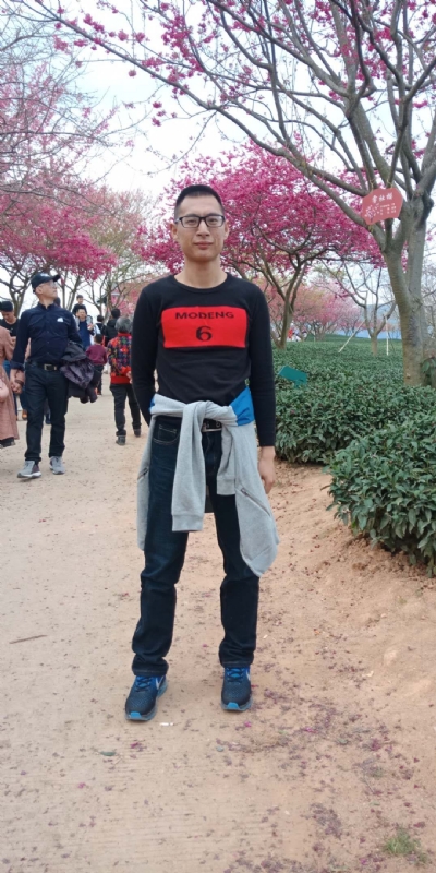 小梁的第二张照片--柘荣交友网