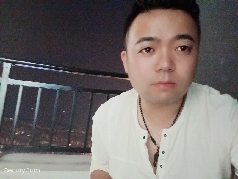 可么嗯哼的第一张照片--柘荣交友网
