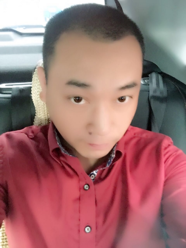 在一个路口等的第一张照片--柘荣交友网