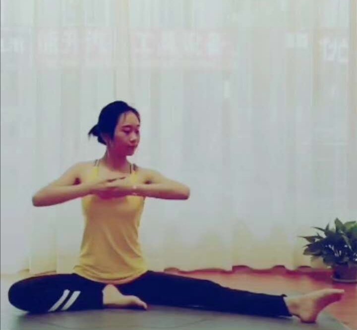 静静子的第一张照片--柘荣交友网