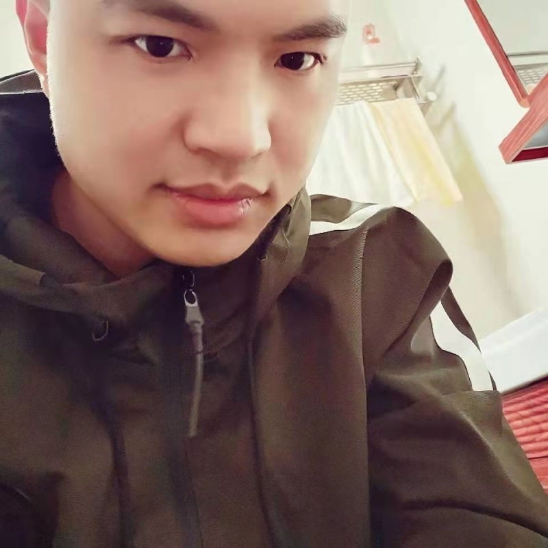 高大上的宅男的第二张照片--柘荣交友网