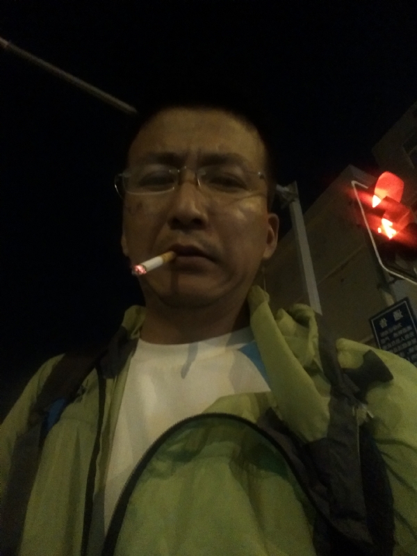 认真的生活的第一张照片--柘荣交友网