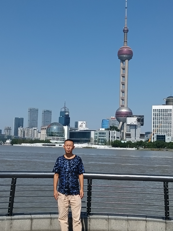 伪装浪漫的第一张照片--柘荣交友网