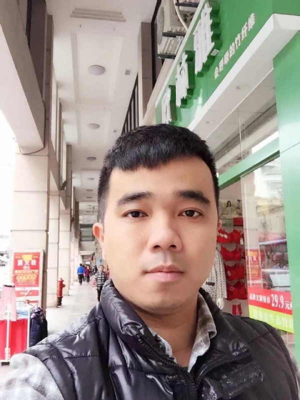 小小怪兽的第一张照片--柘荣交友网