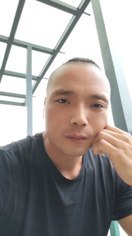 伯爵的第三张照片--柘荣交友网