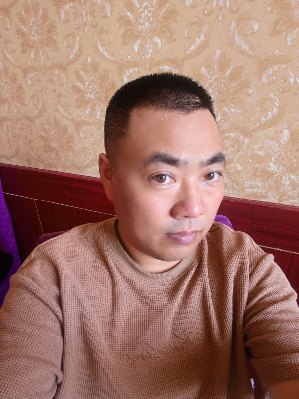 擦亮眼睛向前看的第二张照片--柘荣交友网